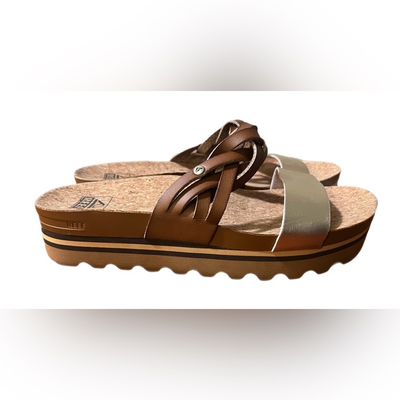 Reef Cushion Vista Hi Wedge Sandals – Brown Braided & Metallic gold Strap - Picture 1 of 4